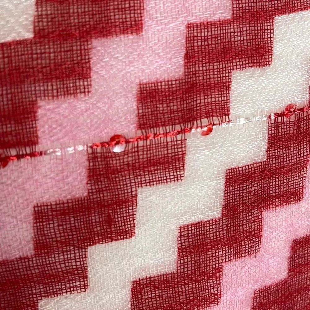 Scarf Infinity Red White Pink Lightweight - Picture 4 of 4